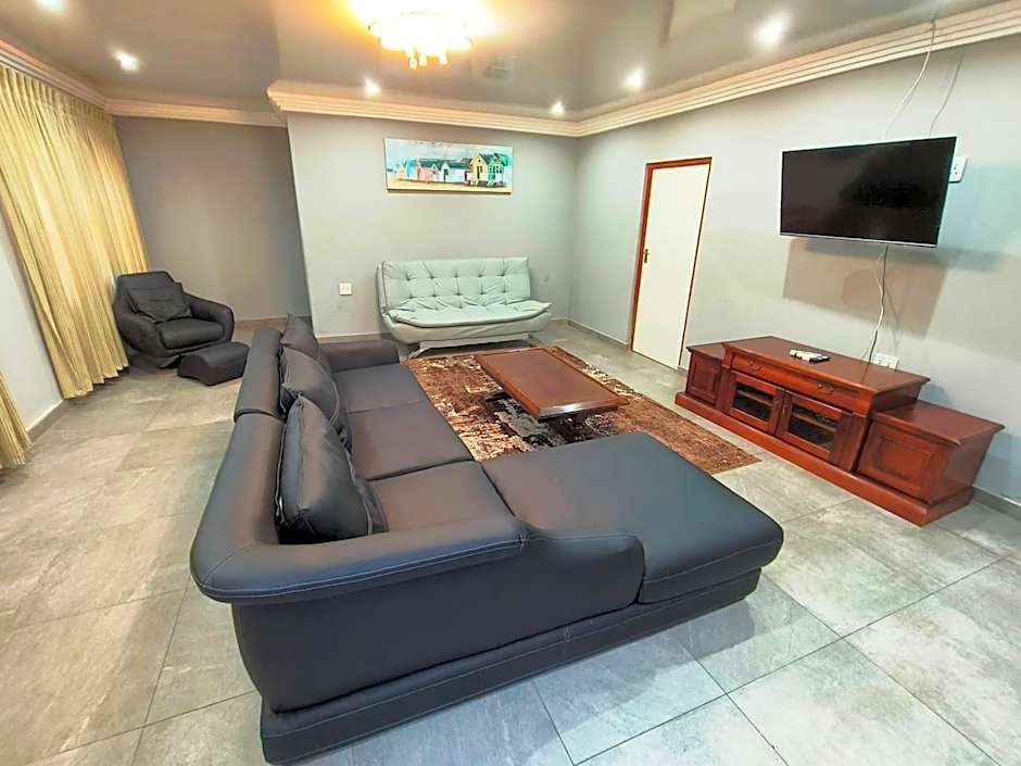 Parys In town Guest lodge and Conference Center