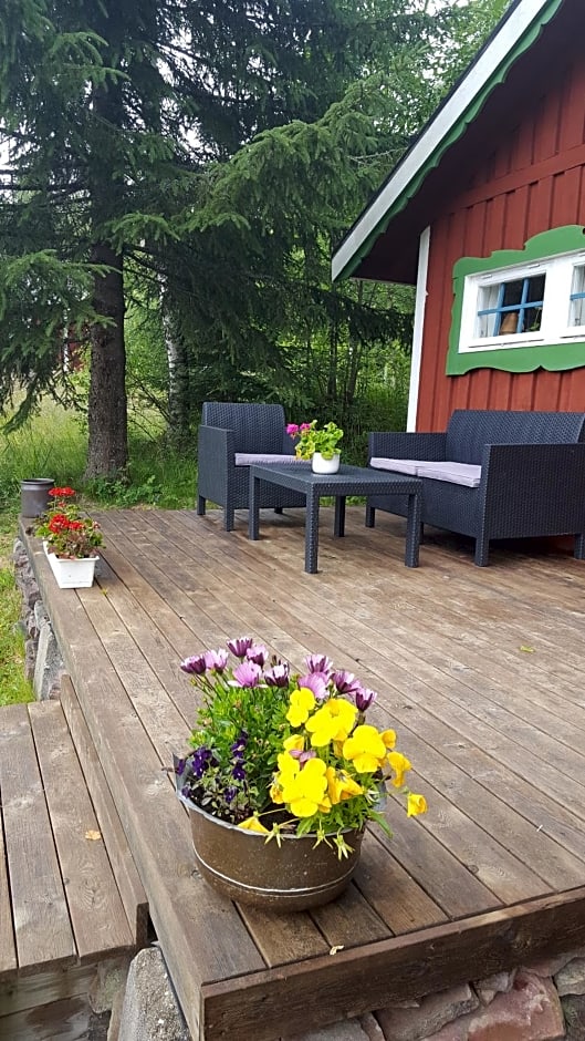 Hiking Cabin