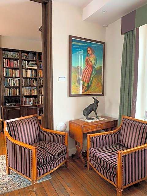 Port Charlotte Hotel