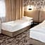 Vistula Hotel