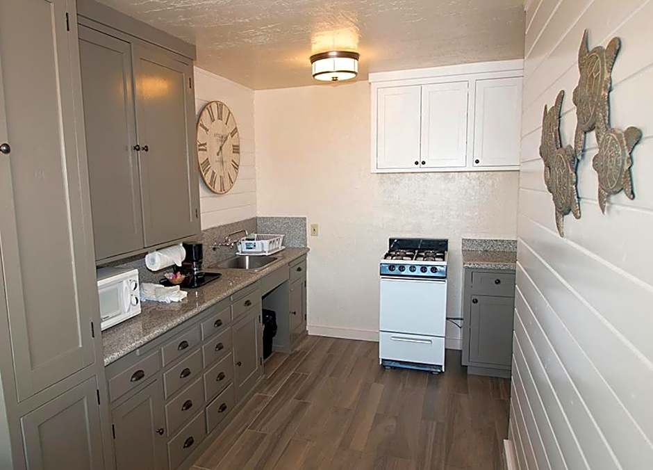 Capitola Venetian Hotel