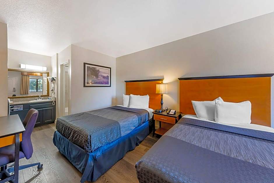 Rodeway Inn At Nevada State Capitol