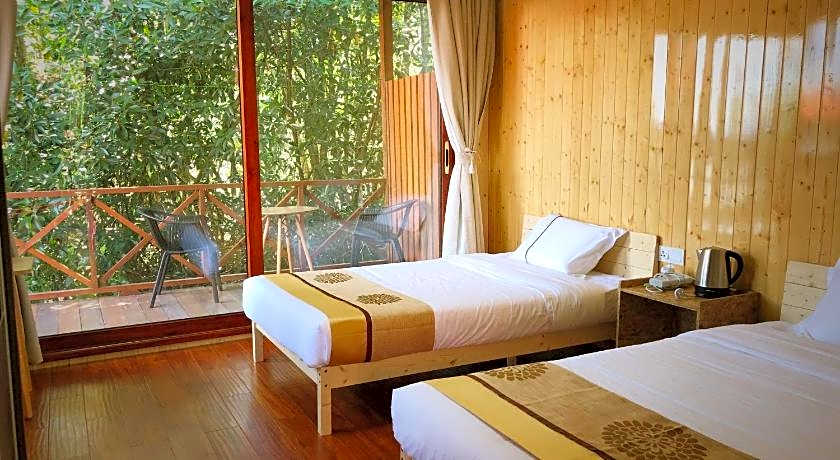 Gayang friendly water house homestay