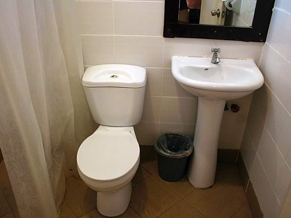 Sampaguita Suites JRG