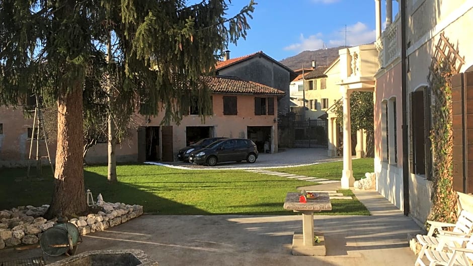 B&B Ernestine Family Home