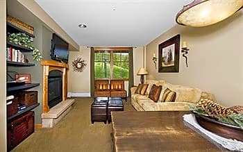 Zephyr Mountain Lodge
