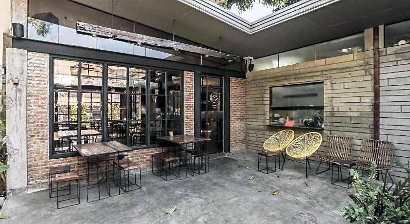 The Flying Fish Hostel