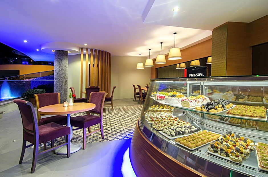 The Grand Blue Sky International - All Inclusive