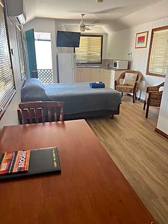 Cabin with Indoor Private Bathroom