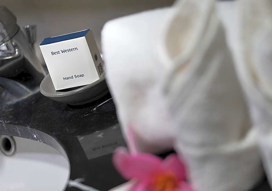 Best Western The Lagoon Hotel