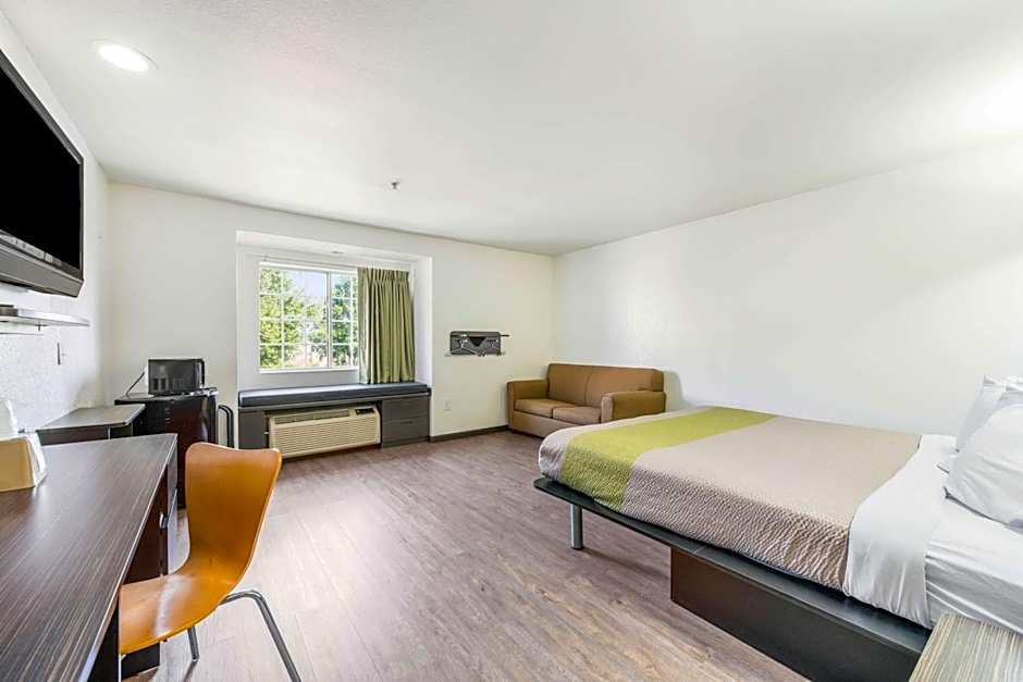 Motel 6-Gastonia Charlotte I-85