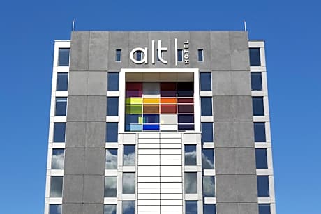 Alt Hotel Toronto Pearson