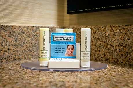 Room, 2 Queen Beds (Hearing Accessible)