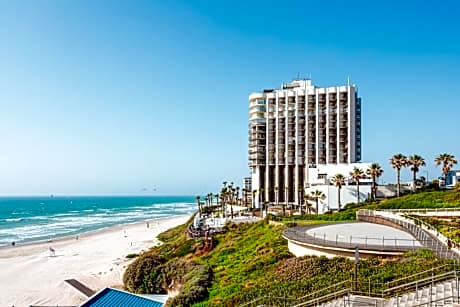 Daniel Herzliya Hotel