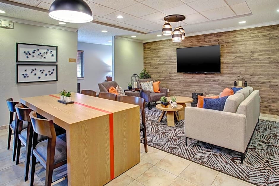 Candlewood Suites Kenosha By IHG