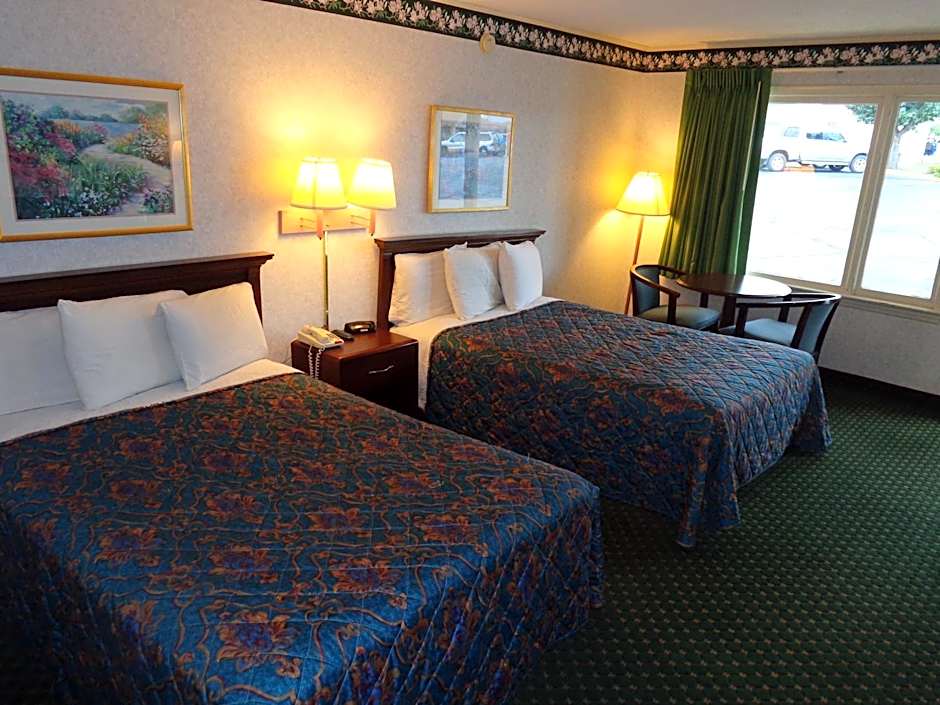 Travelodge by Wyndham Ridgeway Martinsville Area