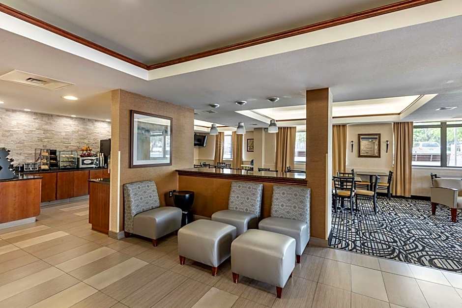 Best Western Plus Louisville Inn And Suites