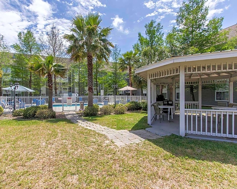 Suburban Extended Stay Hotel Pensacola – Pensacola, FL