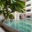De Hug Hotel and Residence