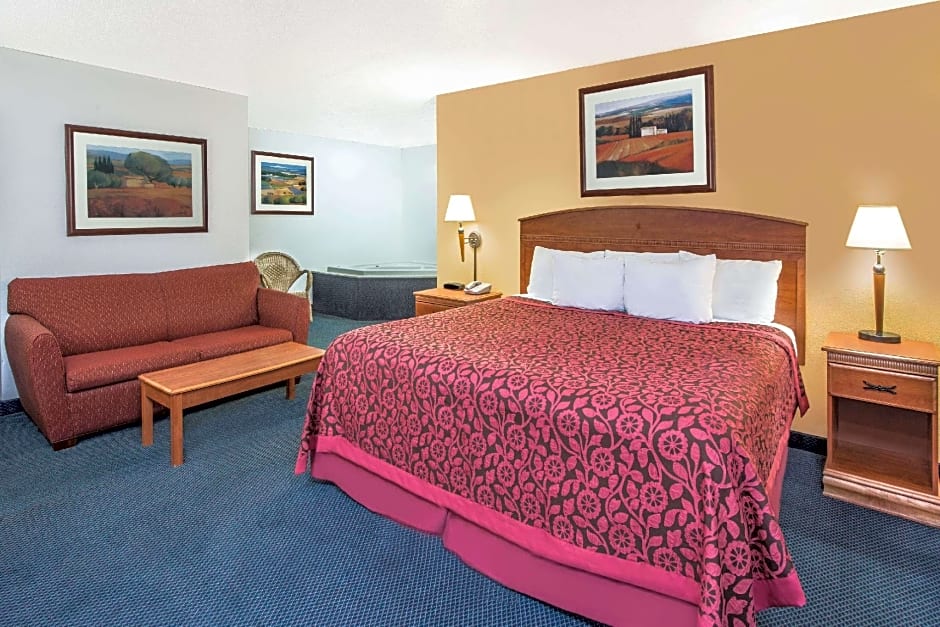 Days Inn by Wyndham Kingdom City