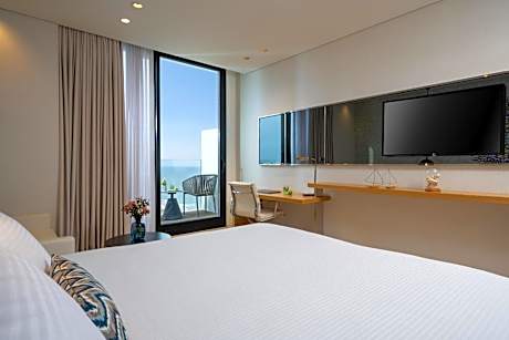 Deluxe Double Room with Balcony and Sea View (2 Adults + 2 Children)