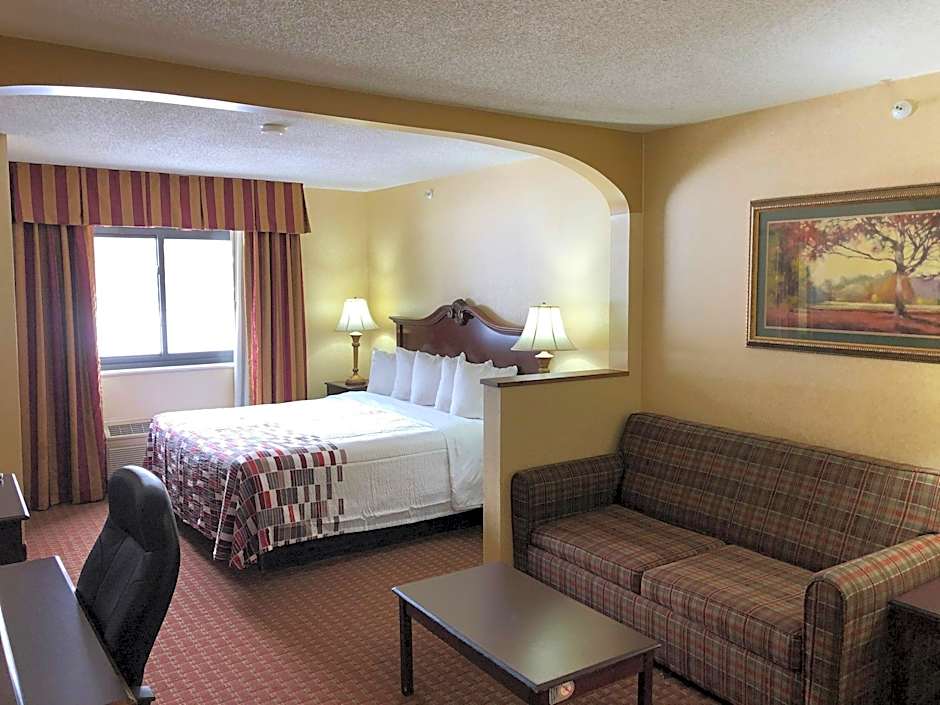 Red Roof Inn & Suites Chestertown