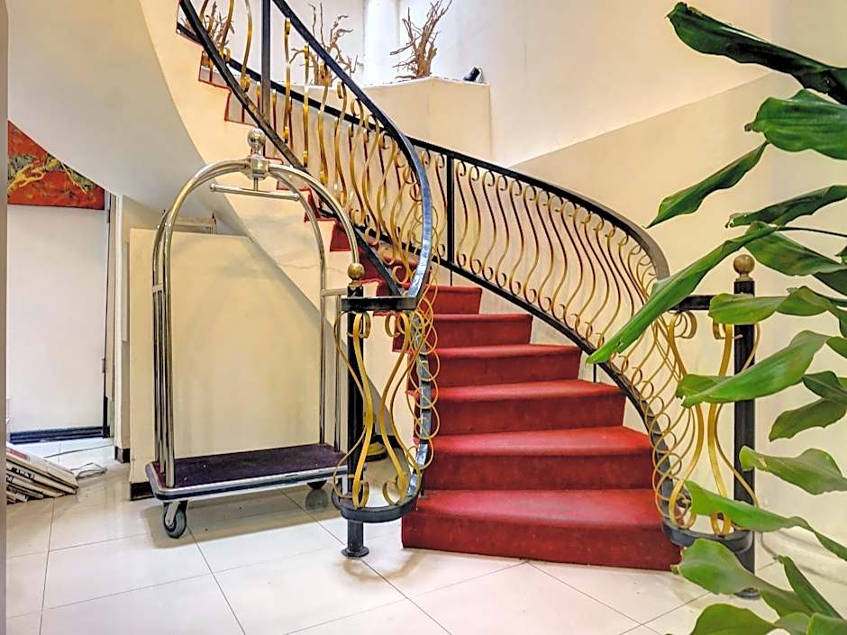 Hotel O Townhouse Oak Grand Orienchi