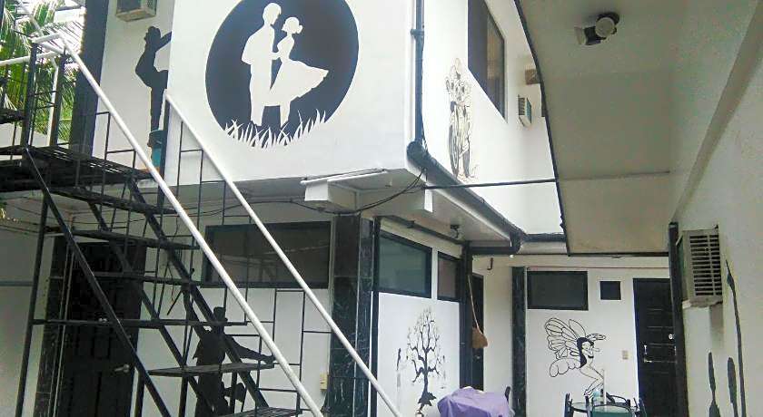 RedDoorz @ Western Highway Lodge Hotel