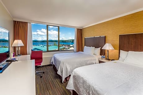 Coast Tower - Family Room with Two Queen Beds