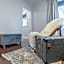 Luxurious and Spacious 4BR Home Near Downtown