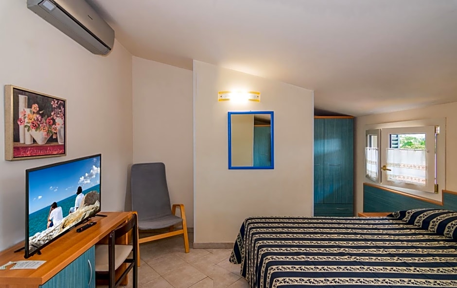 Hotel Apuana