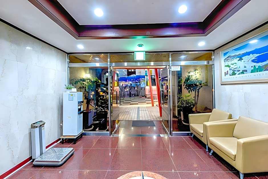 Trevi Hotel