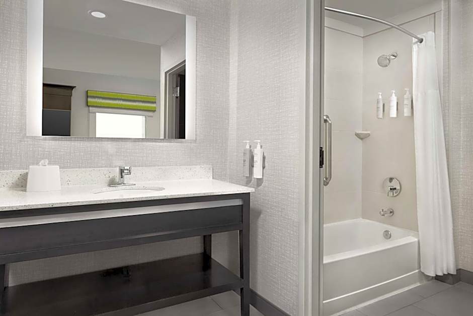 Hampton Inn By Hilton & Suites El Paso/East