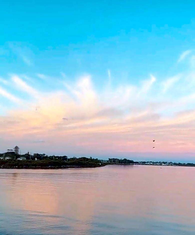 Churchill's B&B twin spa getaway Studio