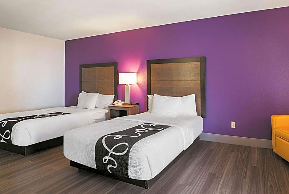 Wingate by Wyndham Galveston Beachfront at the Seawall