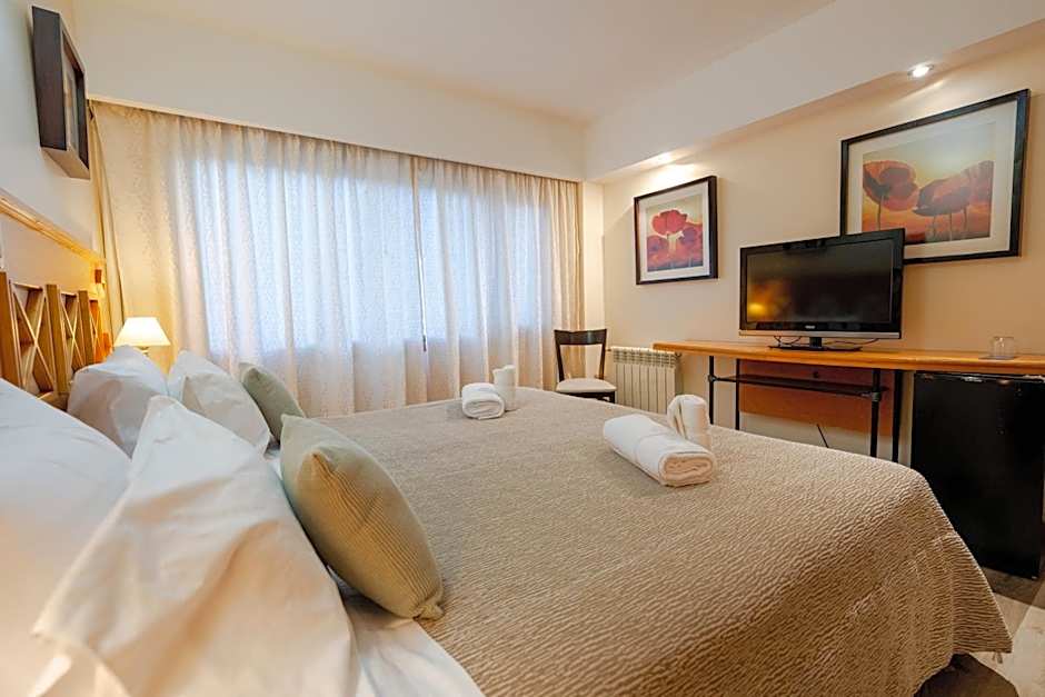 Altos Ushuaia Hotel & Resto