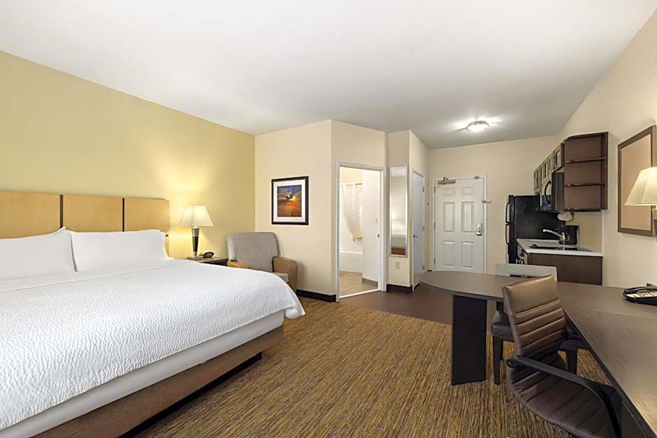 Candlewood Suites Bismarck By IHG