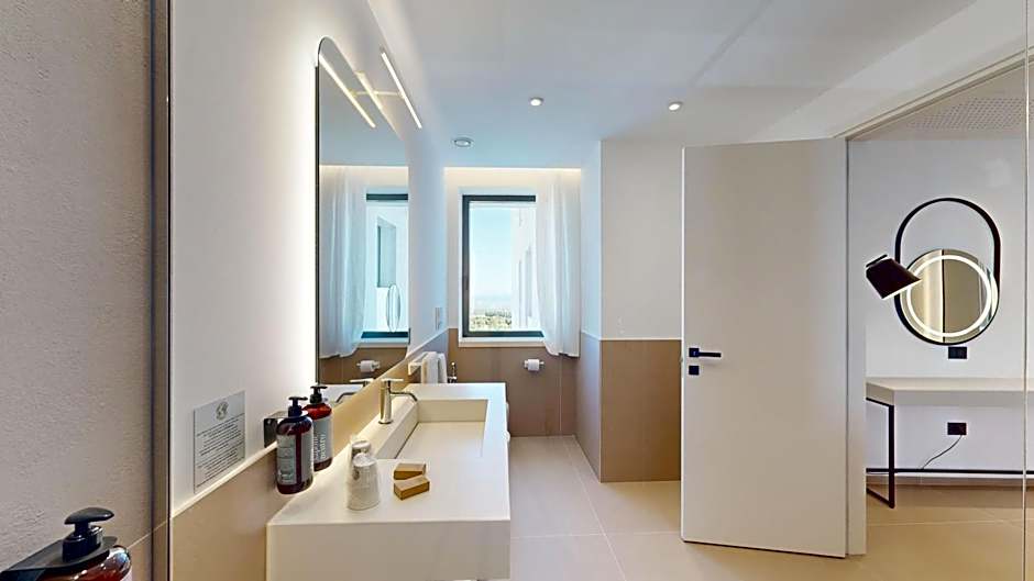 PRIMO OSTUNI HOTEL