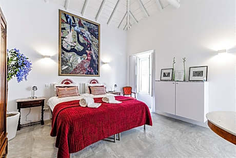 Studio with Garden View