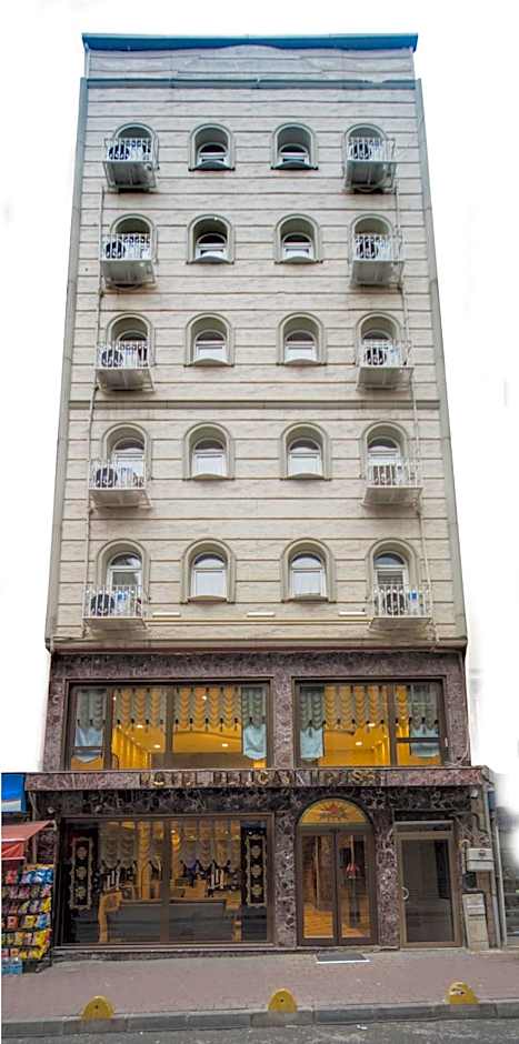 Pelican House Hotel