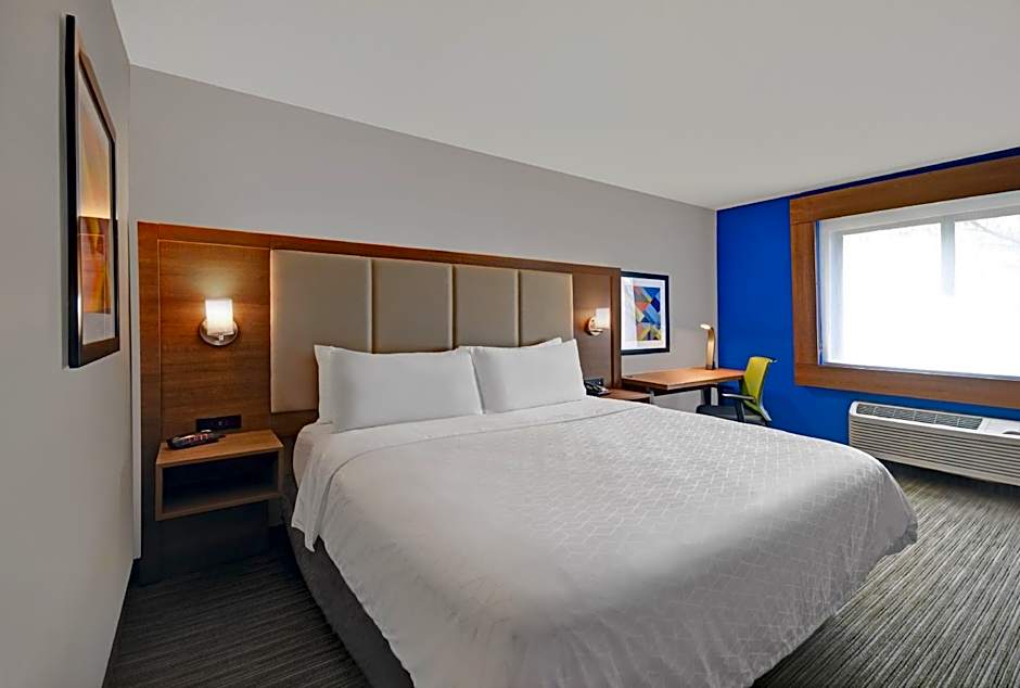 Holiday Inn Express Marshall By IHG