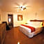 Hotel Holly
