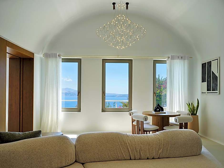 Andronis Luxury Suites