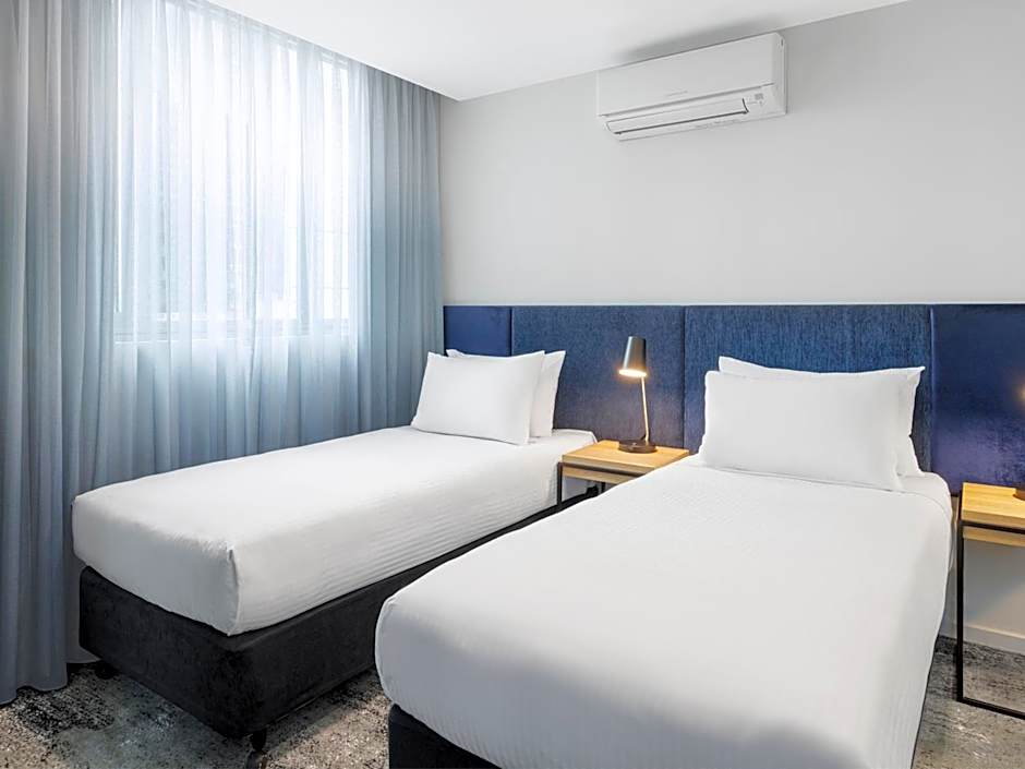 Brady Apartment Hotel Flinders Street