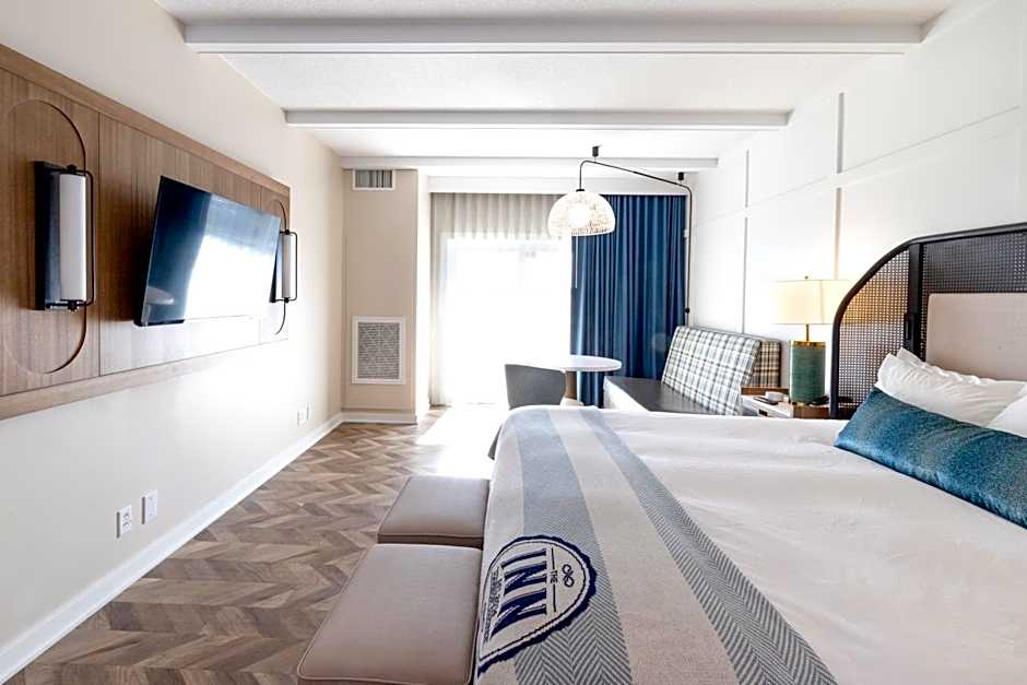 The Inn at Harbor Shores