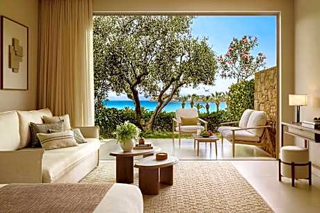 Junior Suite Private Garden Sea View