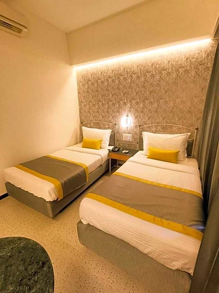 Hotel Gurukripa Daman