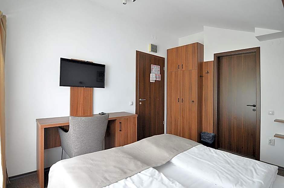 Pensiune & Restaurant Victoria