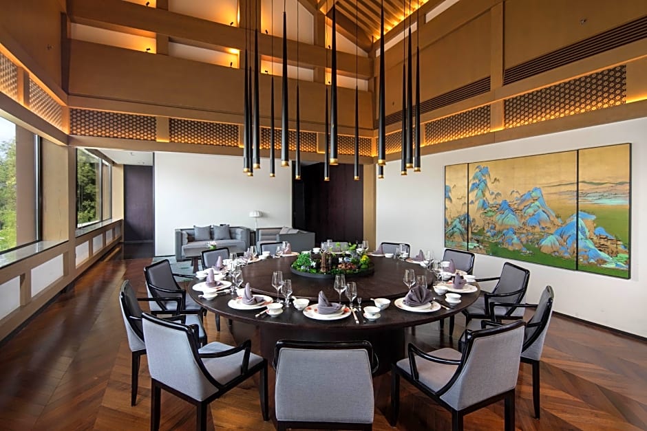 HUALUXE Xian Tanghua By IHG