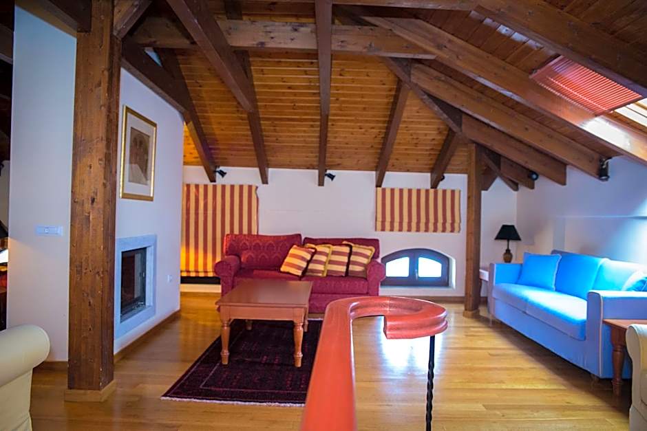 Maritsas Hotel & Suites